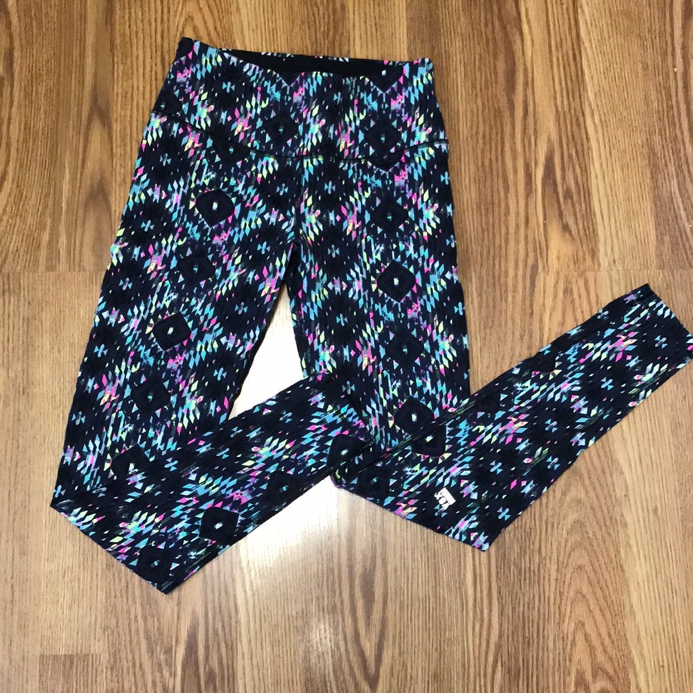 Victoria’s Secret VSX Leggings Size Small